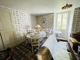  Maison à vendre 10 pièces 329 m²