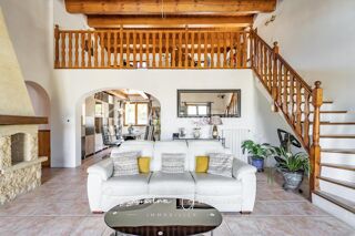  Villa à vendre 8 pièces 122 m²