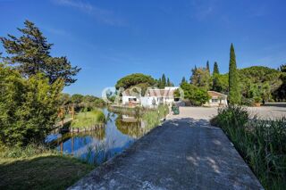  Propriété/château à vendre 8 pièces 300 m²