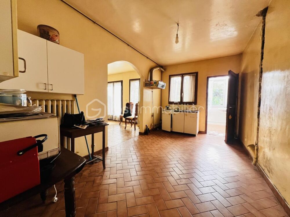 Vente Maison Rare à Cachan /Maison familiale de 124 m² sur 412 m² de terrain avec véranda  et jardin Cachan