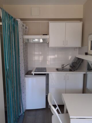  Appartement à louer 1 pièce 13 m²