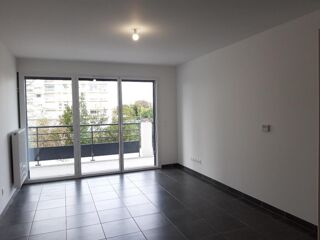  Appartement à louer 2 pièces 47 m²