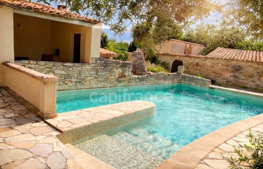 VILLA PROVENCALE DE PLAIN-PIED A AUBIGNAN (84) AVEC PISCINE