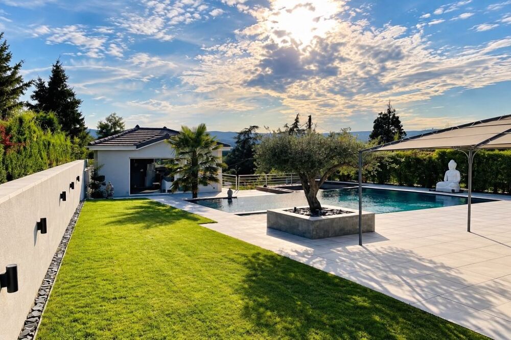 Vente Villa Saint-Just - Villa d'architecte  secteur cinéma quartier Collonges , proximité A 72 Saint just saint rambert