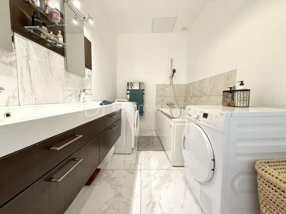 Vente Appartement BÉZIERS – QUARTIER HISTORIQUE – APPARTEMENT T3 DE 105 m² – RÉNOVATION DE QUALITÉ – CAVE Beziers