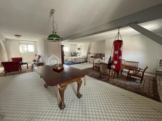  Maison � vendre 15 + pi�ces 402 m�