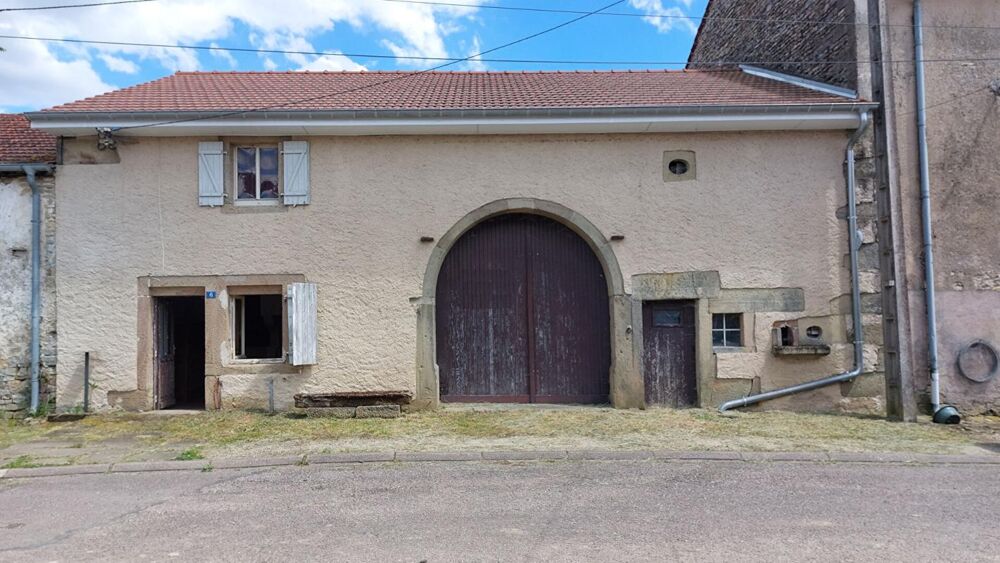 Maison 4 pièces 95 m² · à Martinvelle · 95 m² · 29 000 €