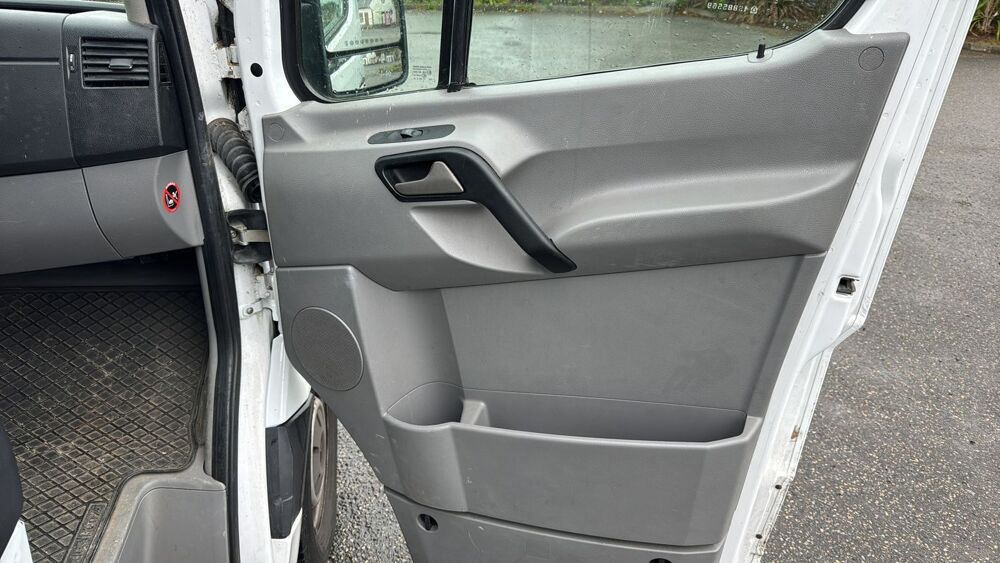 Sprinter vu 213 CDI 129 BVA7 2014 occasion 29440 Plouzevede