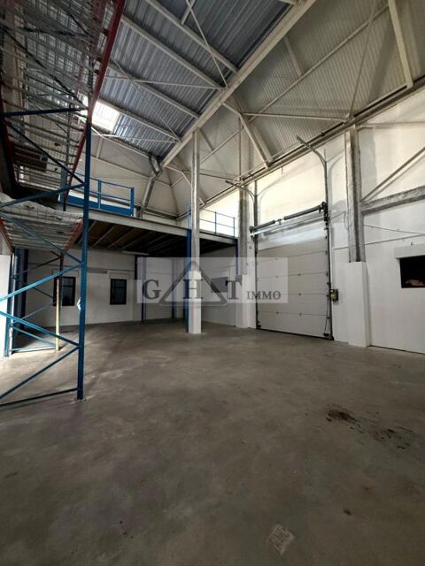 NEUILLY SUR MARNE 365M2 A LOUER 4500 93330 Neuilly sur marne