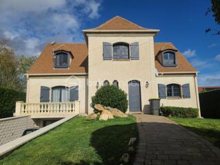  Maison � vendre 9 pi�ces 185 m�