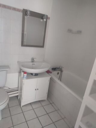  Appartement à louer 2 pièces 38 m²