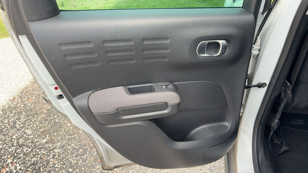 C3 Aircross 1.2 PureTech 110 EAT6 Feel Business - Automatique 2018 occasion 16000 Angouleme