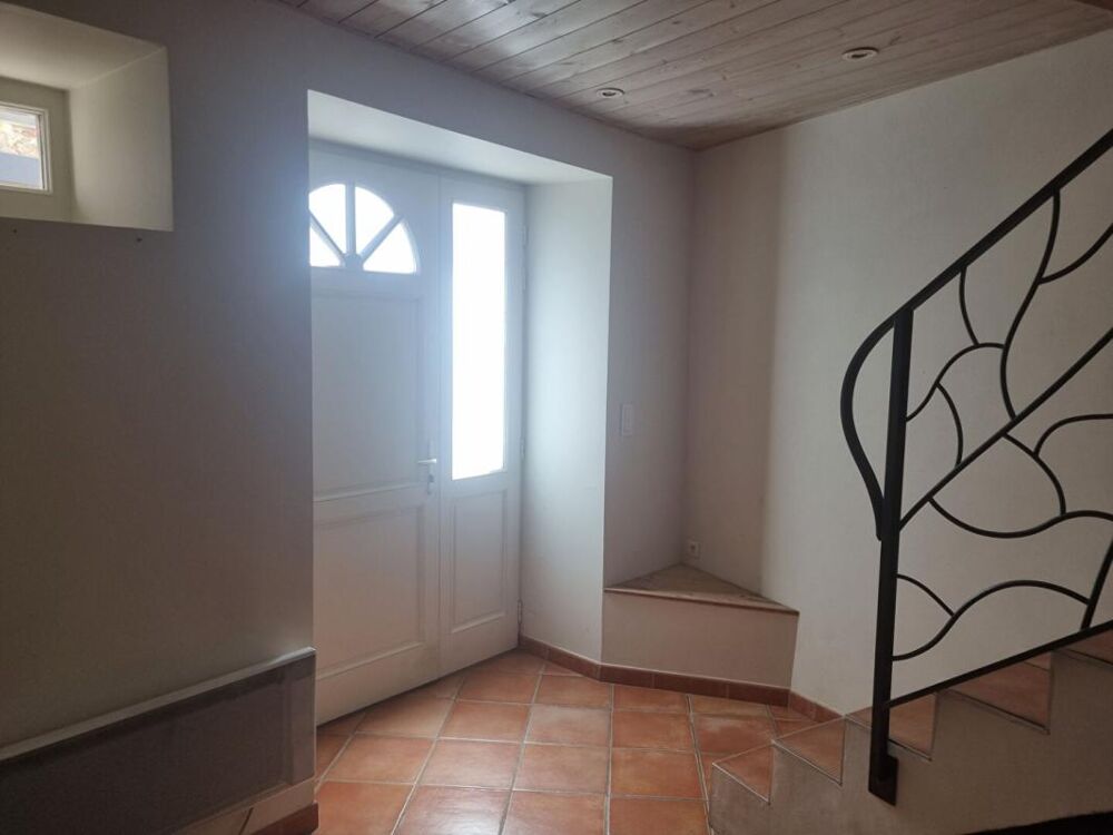 BOULIEU LES ANNONAY 07100 Maison en pierre de 43.63m² répartis sur 3 niveaux avec agencement optimisé et en très bon état génér