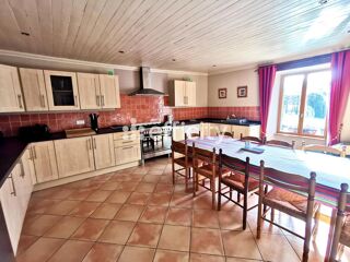  Maison à vendre 10 pièces 268 m²
