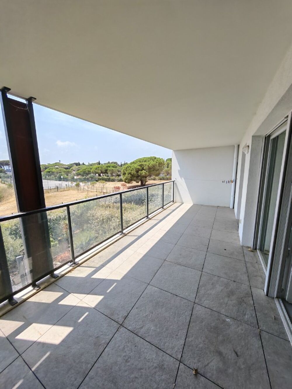 Location Appartement T2 avec terrasse et parking à FREJUS Frejus