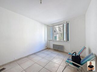  Immeuble à vendre 180 m²