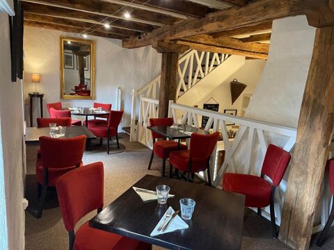   EXCLUSIVITE -  Bar crêperie restauration 70 couverts avec terrasse et logement 