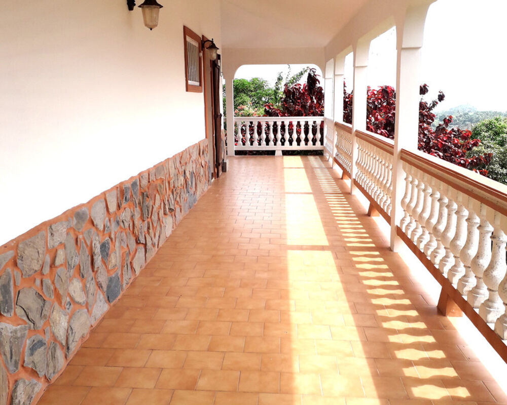Vente Maison Dpt Martinique (972),  vendre LA TRINITE maison 5 pices de 116 m - Terrain de 2 000,00 m La trinite