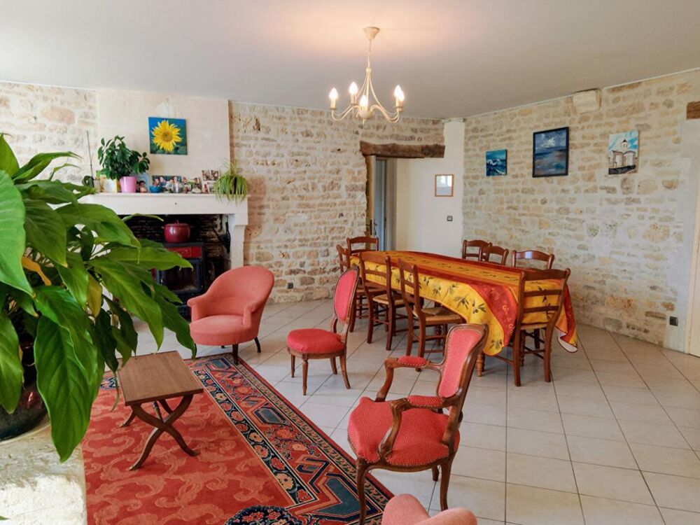 Vente Propri�t�/Ch�teau Maison Charentaise de caract�re Rouillac 13 pi�ce(s) 314 m2 Rouillac