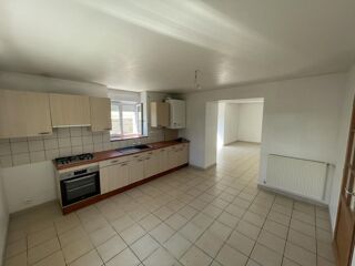  Immeuble à vendre 10 pièces 214 m²
