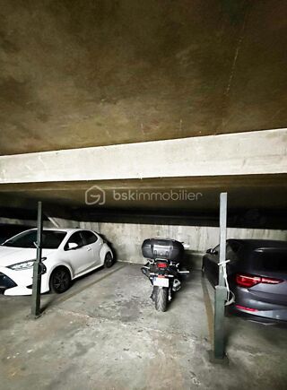  Parking / Garage � vendre 