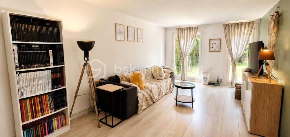 Appartement duplex avec jardin et box