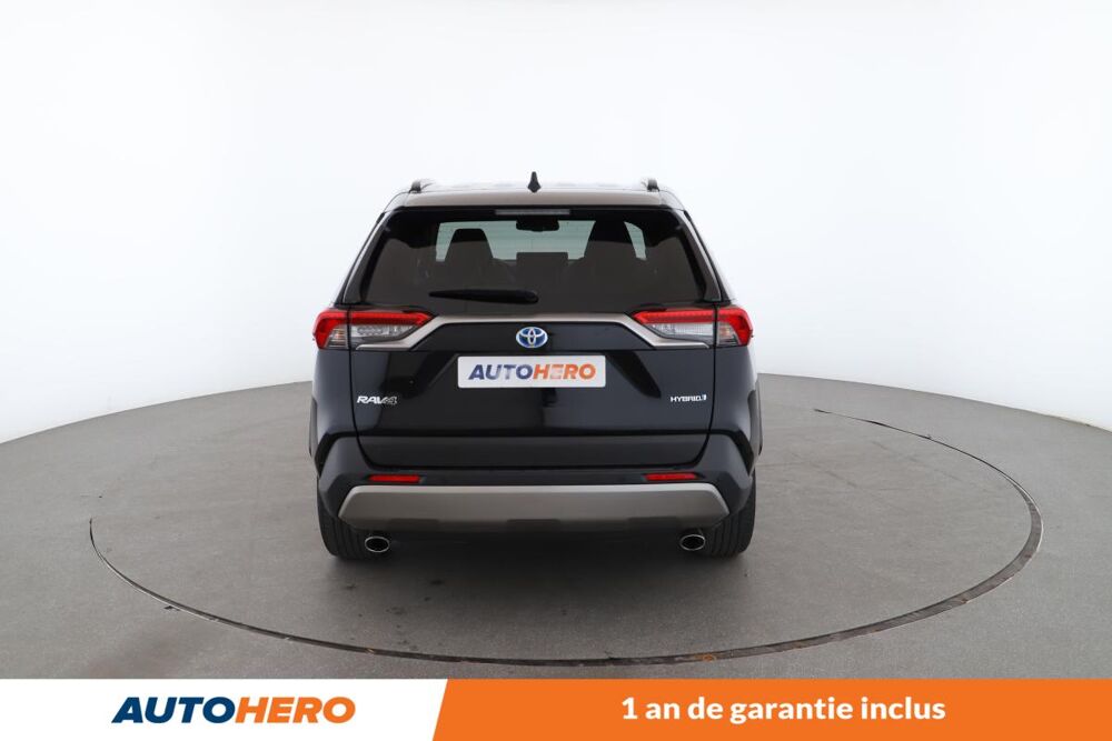 RAV 4 2.5 Hybride 2WD Lounge 218 ch 2024 occasion 92130 Issy-les-Moulineaux