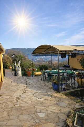  Villa � vendre 6 pi�ces 165 m�