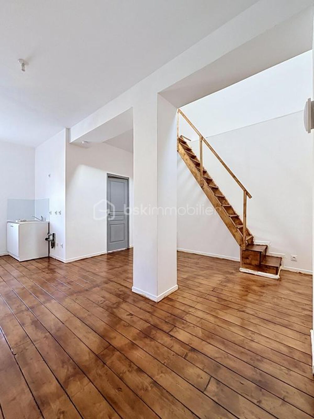 Maison mitoyenne entièrement rénovée 56m2 - Nogentel