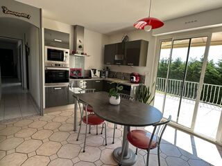  Maison  vendre 6 pices 105 m