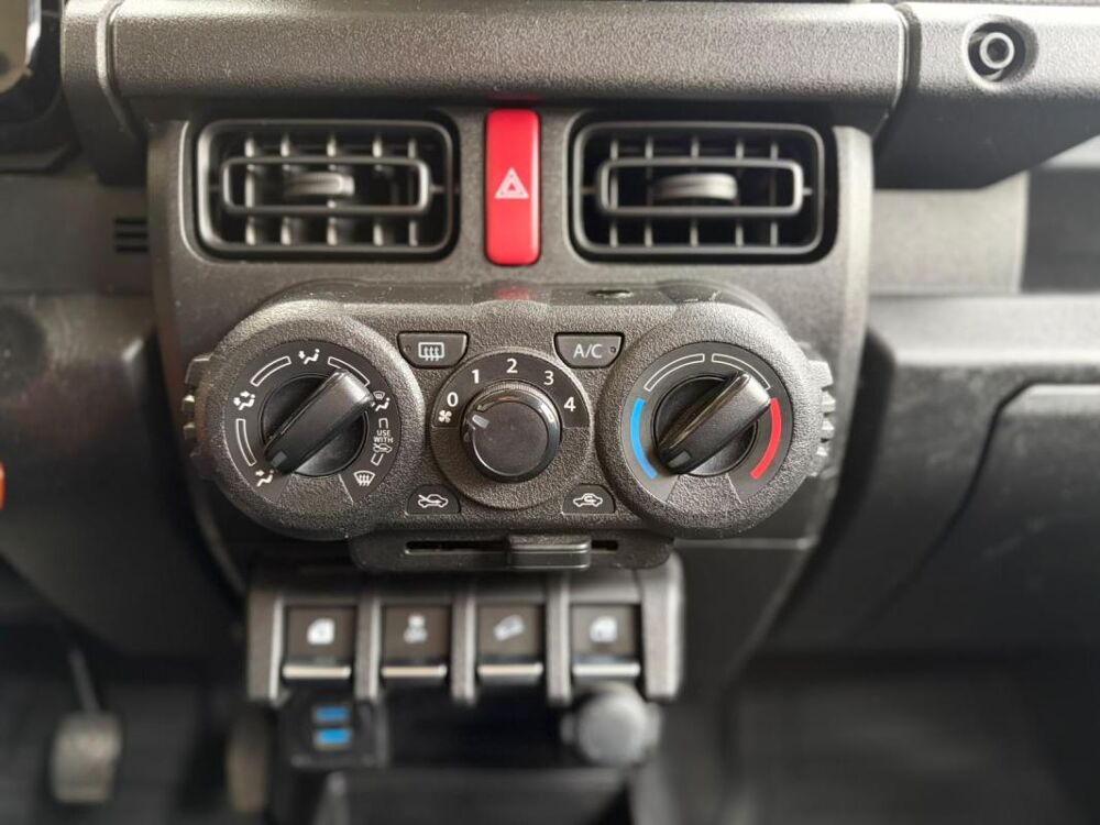 Jimny Privil&egrave;ge 1.5 VVT AllGrip 102Ch - Garantie 6 Mois / Reprise 2023 occasion 36300 Le Blanc