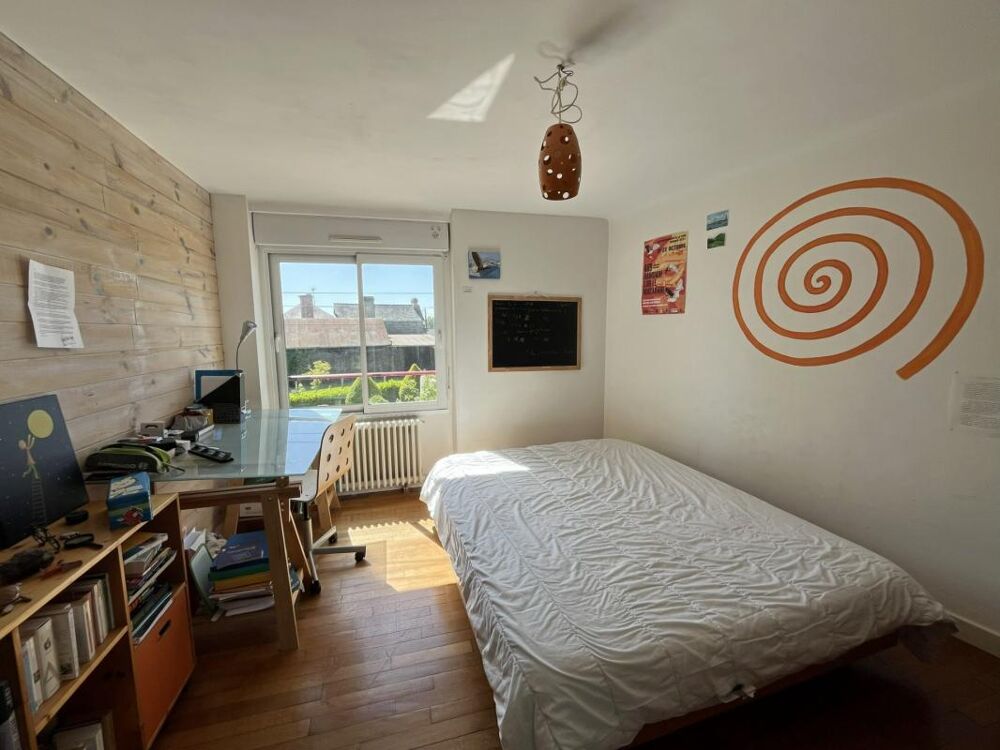Vente Maison EXCLUSIVITÉ – MAISON EN PIERRE DE 183M² AVEC 5 CHAMBRES ET GRANDE DÉPENDANCE À PLESSÉ Plesse
