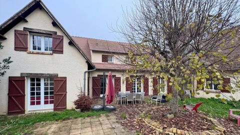   Maison spacieuse de 240 m� � Vesly Maison - 6 pi�ce(s) - 240 m�