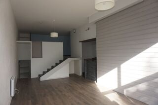  Appartement à louer 2 pièces 68 m²