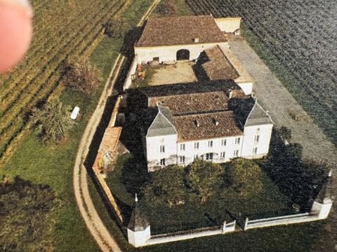 Ch&acirc;teau  dominant les c&ocirc;teaux DE L'ENTRE DEUX MERS 1150000 33350 Castillon la bataille