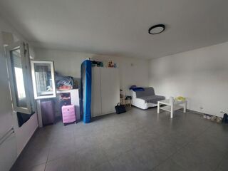  Immeuble à vendre 10 pièces 300 m²
