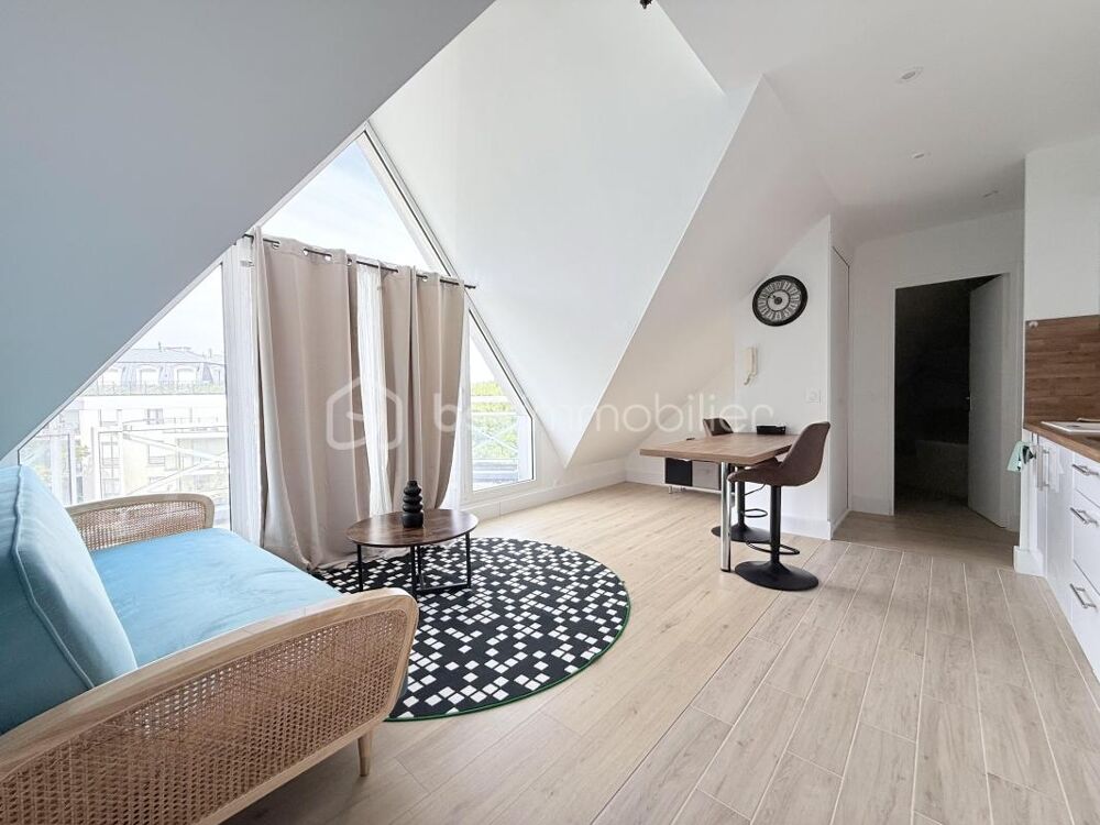 Location Appartement F2 / Appartement 2 pièces meublé refait à neuf avec balcon – Centre-ville de Pontault – Tout à pied Pontault combault