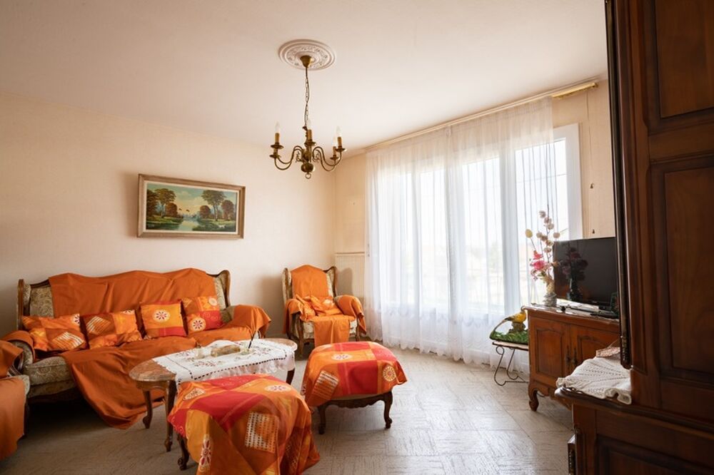 Vente Maison Maison � vendre 5 pi�ces DOMERAT (03) Domerat