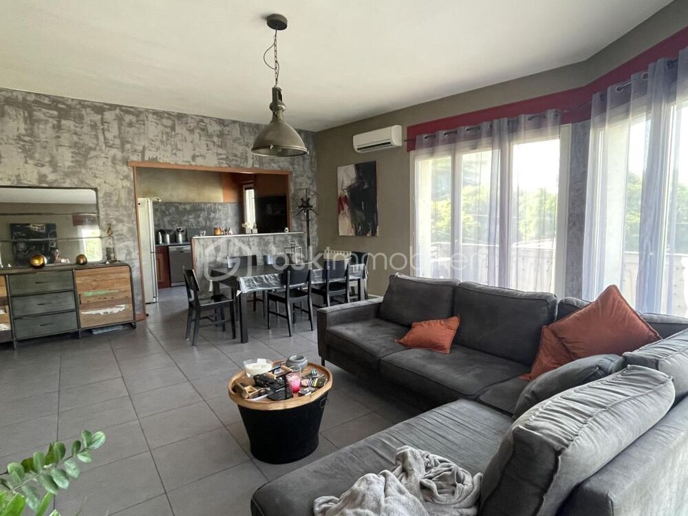 Vente Appartement Appartement T4 100m2 environ quartier Jean Jaurès loué Nimes
