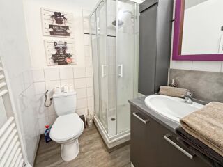  Immeuble à vendre 3 pièces 80 m²