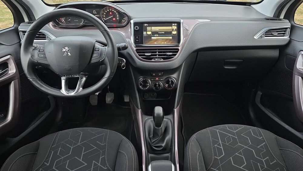 2008 1.2 PureTech 82 Active 2015 occasion 87200 Saint Junien