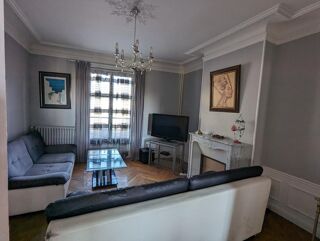  Maison  vendre 8 pices 200 m