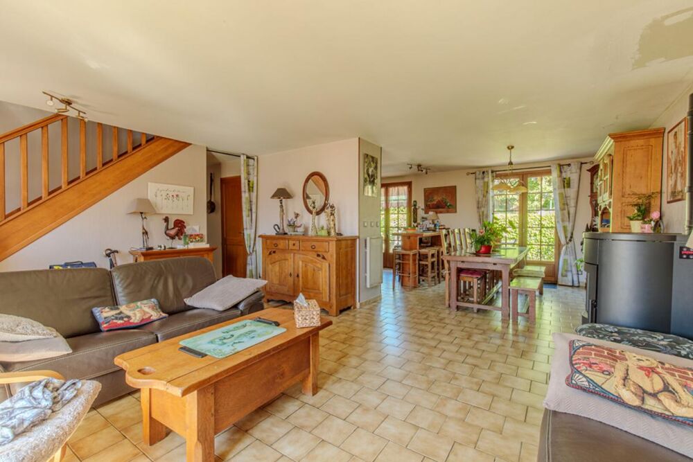 EXCLUSIVITE PROPRIETES-PRIVEES : Maison familiale à GAILLON-SUR-MONTCIENT