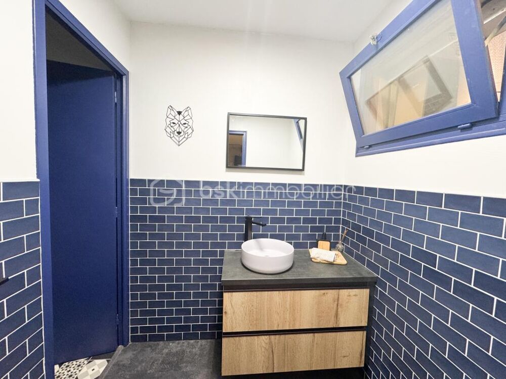 Vente Maison Maison de ville de164m2 5 chambres + studio à rénover Le bourgneuf la foret