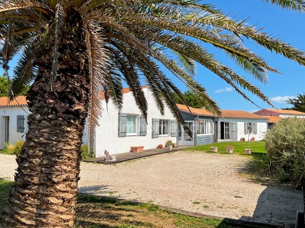 villa à vendre 6 pièces SAINT CLEMENT DES BALEINES (17)