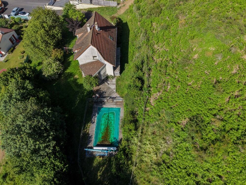 MAISON FAMILIALE imaginée par D. Rougé, Architecte