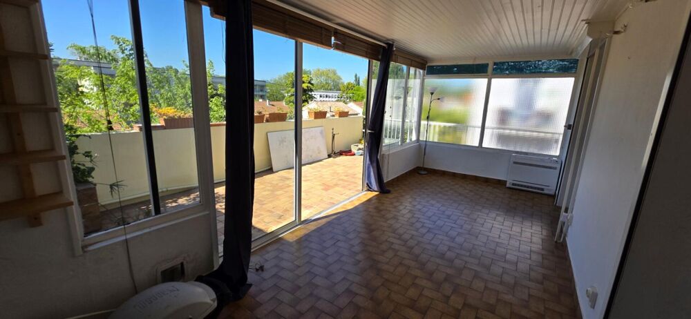 Vente Maison Montélimar - Maison de ville avec un Local  et deux Garages Montelimar