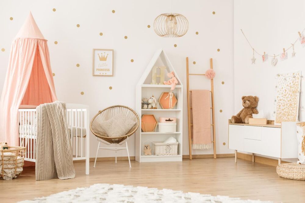 **RETOUR À LE VENTE: 5 PIÈCES AVEC JARDIN**