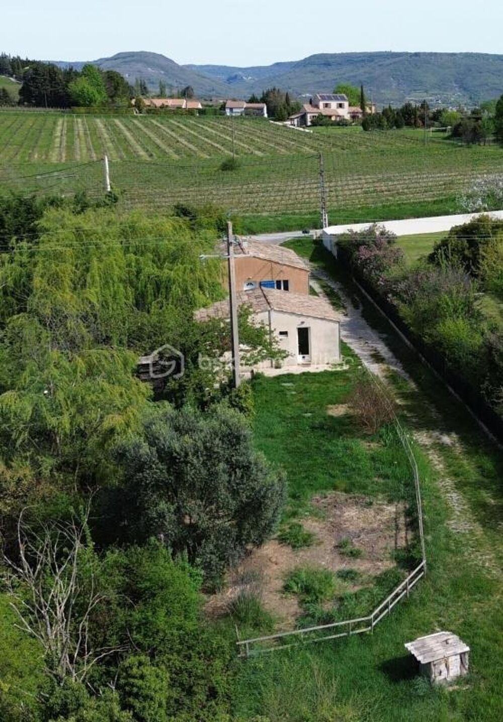 Vente Maison Ensemble immobilier composé de deux habitations de plain pied sur 1528m² de terrain Alba la romaine