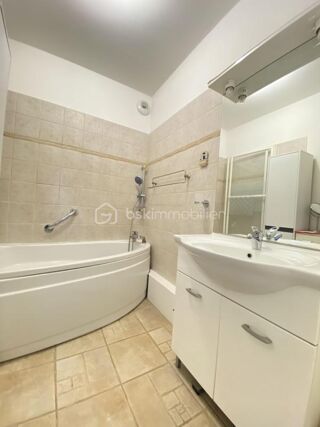  Appartement � vendre 5 pi�ces 92 m�